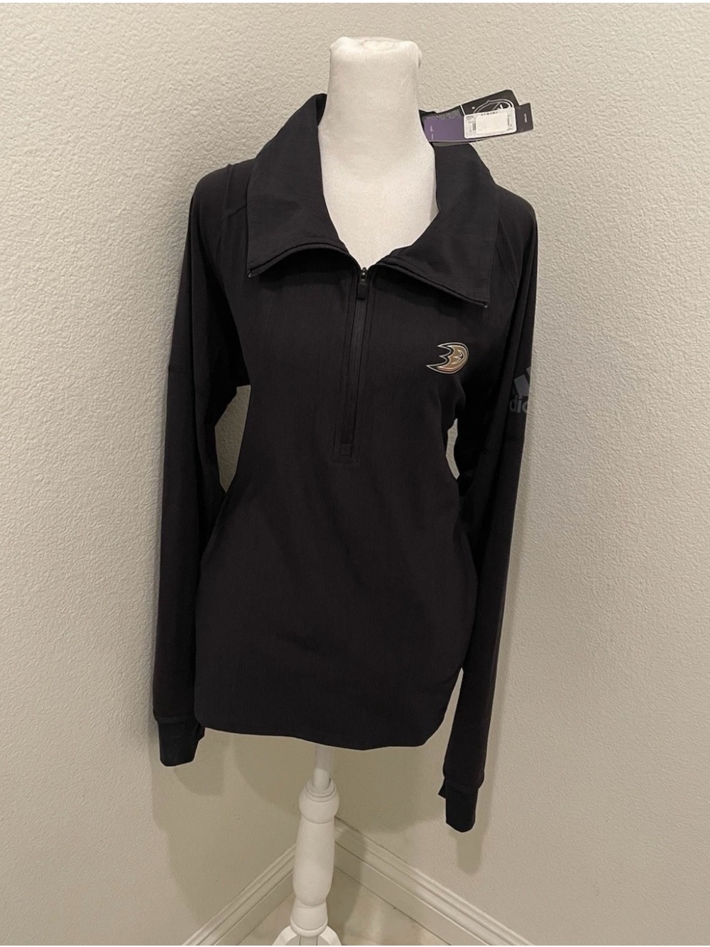 Adidas Anaheim Ducks Women’s 1/4 Zip Pullover — Authentic NHL Collection slimfit - Picture 3 of 10
